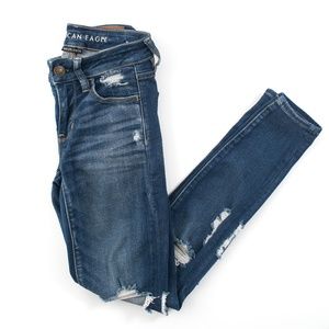 American Eagle Next Level Stretch Jegging distressed skinny jeans size 0
